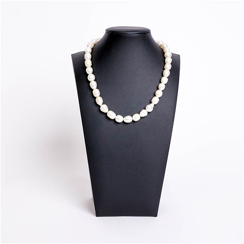 Busto Exhibidor de Collares en Cuero Negro PU - Imagen 2